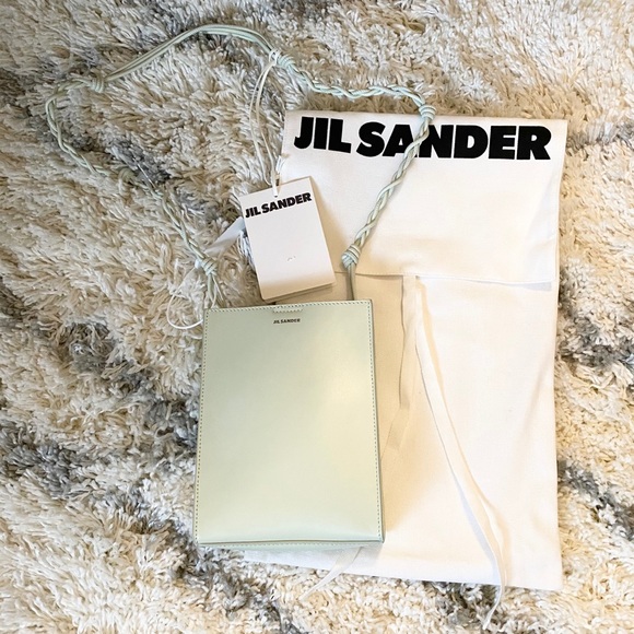 Jil Sander Tangle small leather crossbody bag - Picture 2 of 10